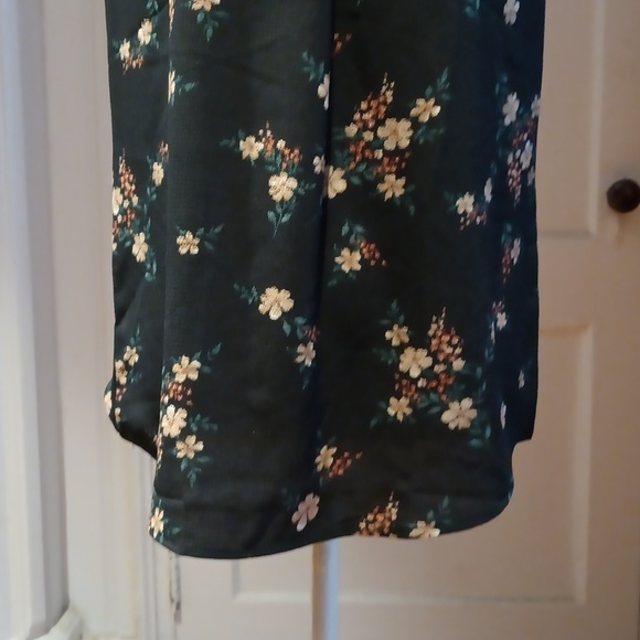 Jon & Anna Contemporary Floral Blouse - Picture 3 of 9